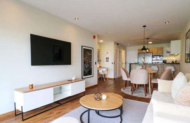 w Fascinating 1BR With Balcony in Miraflores - Photo 31