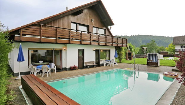 Apartment in Armsfeld With Pool - Foto 2, Imagen principal