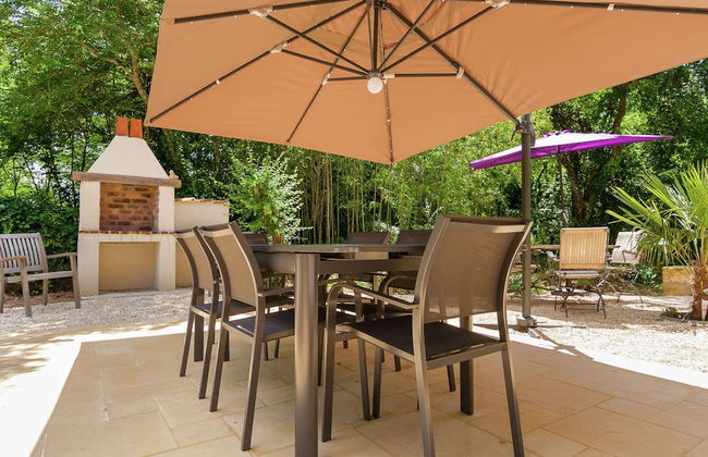 Spacious Farmhouse With Private Heated Pool in a Rustic Garden - Foto 43