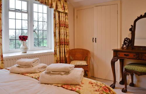 Old School House - Photo 8