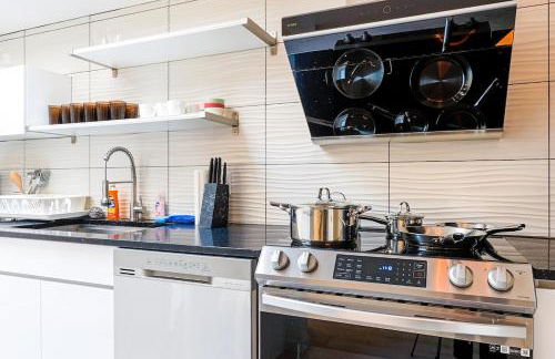 Spacious 3BR Oasis with Patio & Arcade Fun in Philly - Foto 17