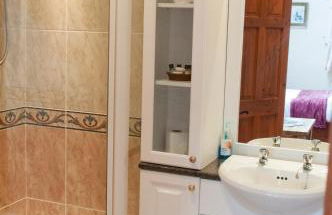 Beautiful 1-bed Cottage in Trellech - Photo 14