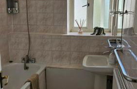 Spacious Two Bedroom Apartment in Battersea, Free Parking - Foto 20