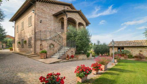 Apartment With Views Of Lake Trasimeno - Photo 1