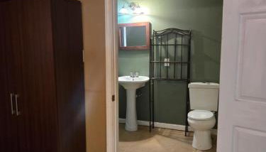 Cozy 1 Bedroom and Bath - Foto 2