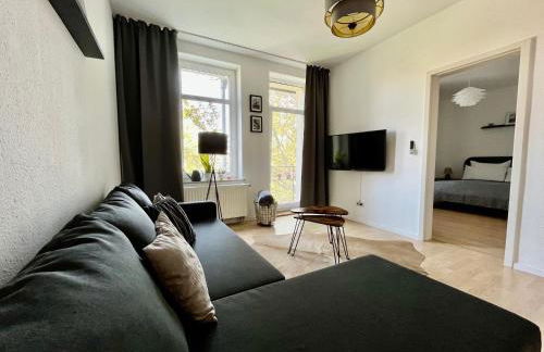 Purer Luxus mit 2 Schlafzimmern, Balkon und Privat-Parkplatz - Photo 5