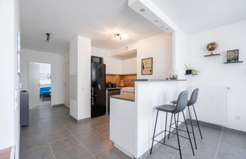 T2 Entre plage et centre ville-Terrasse/Parking - Foto 16