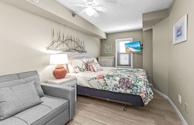 Harbor Place Condominiums by Hosteeva - Photo 2