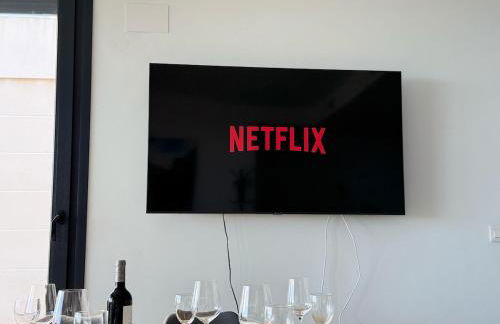 Preciosa villa con piscina privada y vistas al mar - Foto 13