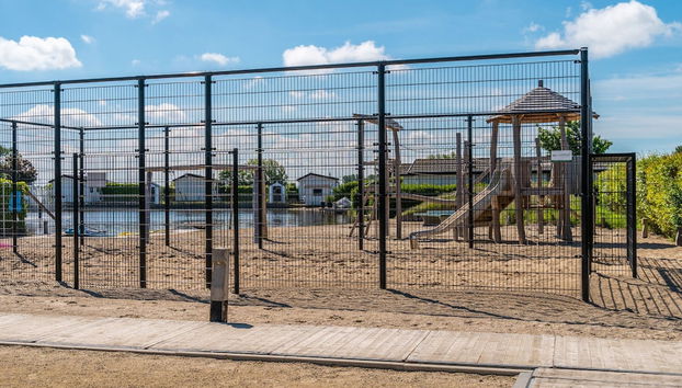 Comfortable Chalet With Dishwasher, Near the Sea in Egmond - Foto 4, Quarto