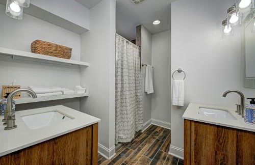 Spacious Bates-Hendricks Home ~ 5 Min to Lucas Oil - Foto 25