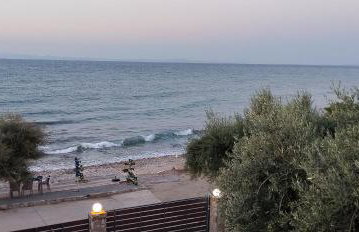 Δίπλα στο κύμα -Βeside the wave - Photo 21
