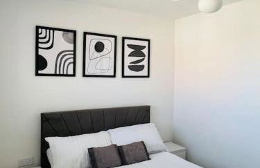 Beautiful 3 Bed Detached House in Grimsby - Foto 12