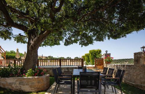 Villa Eleftherna - Majestic Evergreen Retreat with Scenic Views - Foto 4