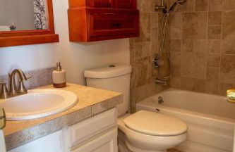 Dog Friendly Oasis Private Hot Tub with Sauna - Photo 13