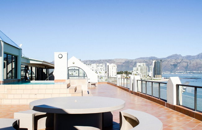 Strand Pavilion - Photo 41