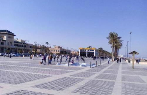 Holiday Apartments Malvarrosa Beach - Photo 6