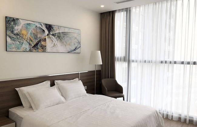 Luxury Condotel Vinhomes Skylake Keangnam - Photo 2