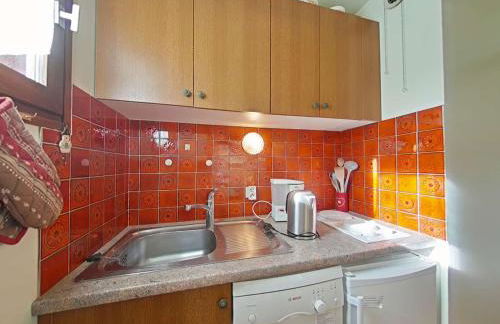 Studio cabine 4 pers. au pied des pistes avec parking - FR-1-241-227 - Foto 9