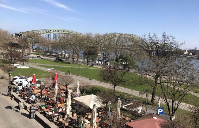 City Apartment - Photo 28