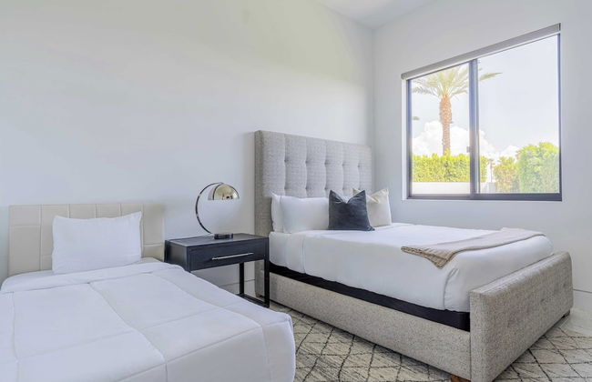 Sleeps 26 Pool, Hot Tub, Pickleball & Putting Green Bravo Villa #12 by Avantstay - Foto 76