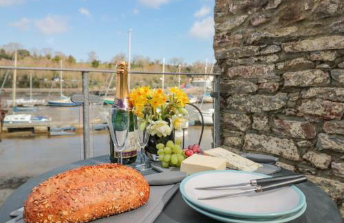 Spanish Boathouse - Photo 29