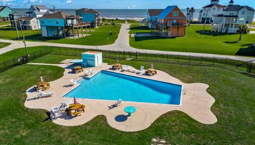 Seaside Sunrise Luxury Beachfront, Hot Tub, Firepit, Elevator - Foto 5