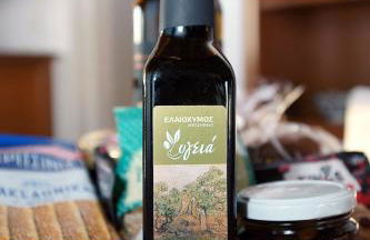 A View from the Attic Window. Kyparissia, Messinia - Foto 13