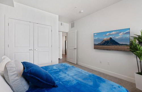 Spacious 2-Bed Apartment, Walk to SLC Attractions - Foto 74