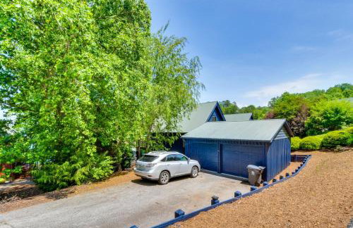 Beautiful Lake Keowee Home with Boat Dock and Fire Pit - Foto 41