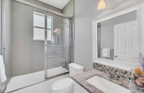 New 5 bedroom Disney Sanctuary - Photo 36