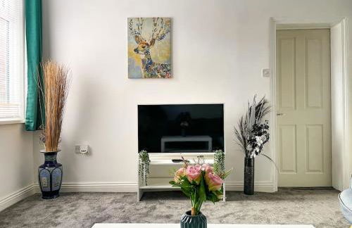 Perfect for Contractors! Free Central Parking! - Foto 10