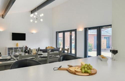 The Cottage - Photo 14