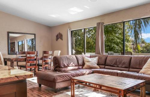 Palm Harbor Waterfront with pool & Game room - Foto 7