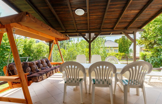 4 bedroom House in Balatonfenyves with garden and terrace - Photo 14