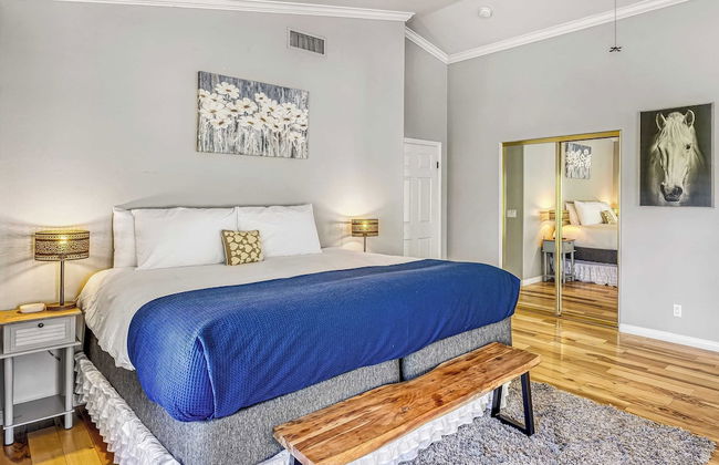 Temecula Wine Country Home w/ Pool, Hot Tub, Game Room & Vineyard Views - Foto 16