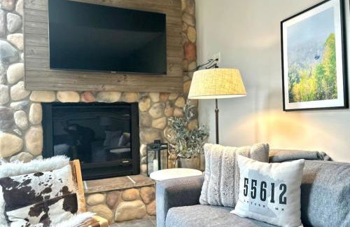 Ski in Ski out Townhome, Indoor and outdoor pools, hot tub, fire pits, and more - Foto 11