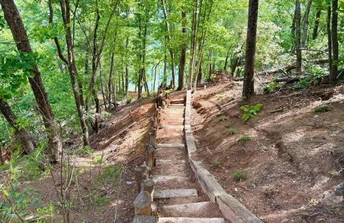 The Overlook at Lake James - Foto 35