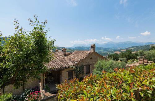 Elegant Stone House w/ Pool - Foto 61