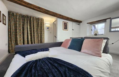 Swan Cottage, 5-Bedroom, Canal View, River, Private gardens, Free Parking's, WiFi, Oxford - Photo 47
