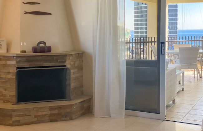 Phaedrus Living: Erato Luxury Penthouse - Photo 6