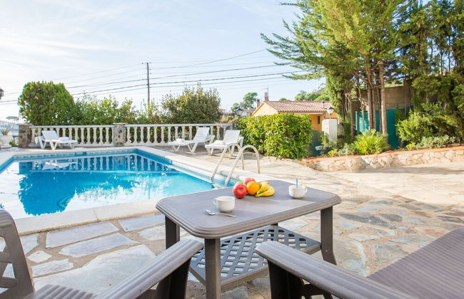 Holiday Home Private Swimming Pool Quietly Located Near Lloret de Mar - Photo 13