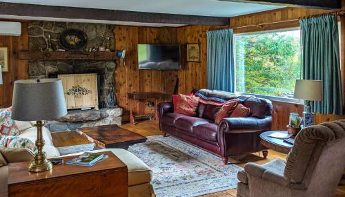 Chester Farmhouse on 100 Acres, 15 Min to Okemo! - Photo 4