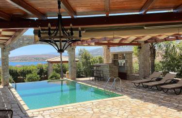 Villa with private pool and stunning sea view - Photo 17