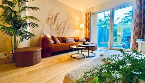 Autumn House Cambridge free parking - Foto 1