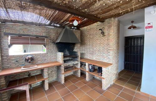 Gran Casa con Piscina Privada by Chiclana Dreams - Foto 31