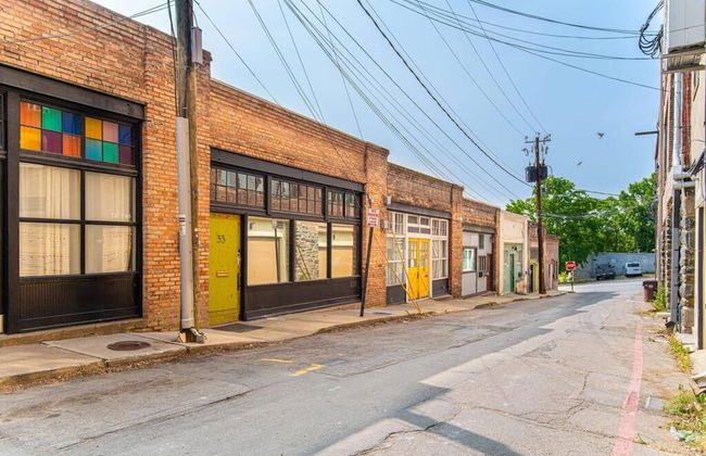 Elegant Edgy Loft on Historic Alley Parking - Foto 61