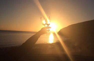 Beach front apartment with stunning ocean views! - Foto 40