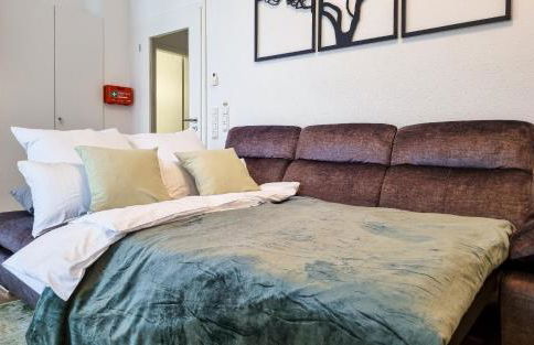 WiLUKA Penthouse mit großer Dachterasse -highspeed Wifi- 24Std Check-In -nachhaltig eingerichtet- Netflix - Photo 29