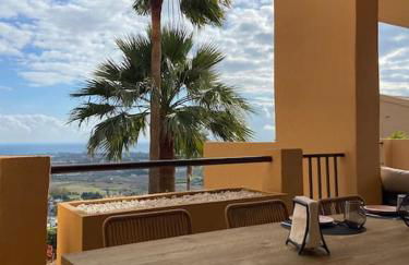 Elegant apartment, stunning views, fully renovated in la Hacienda del Senorio de Cifuentes - Photo 22